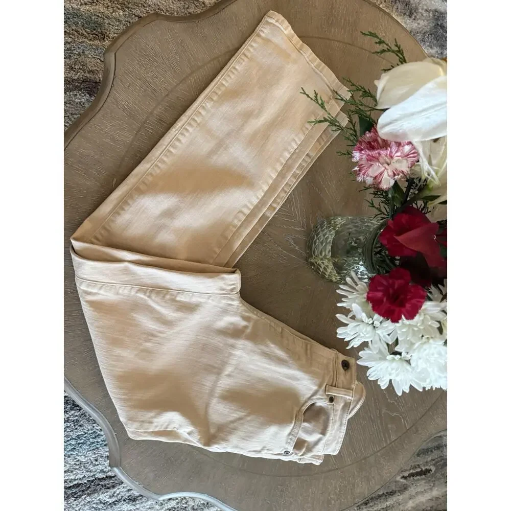 LL Bean Tan Classic Fit Straight Jeans Women's Size 6 - Picture 2 of 6